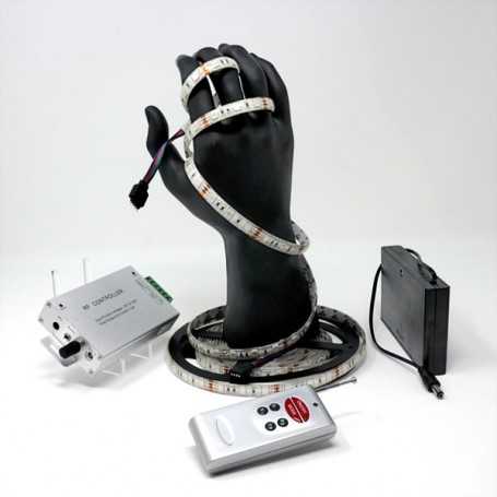 Kit ruban LED RGB 60LED/m IP65 5m capteur son avec boitier piles