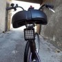 Panneau LED fixé sous la selle de votre vélo