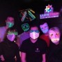 L'équipe LumIPop avec des masques lumineux
