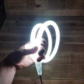 Néon LED flexible 360 rond blanc froid 220V direct étanche. Vendu au mètre