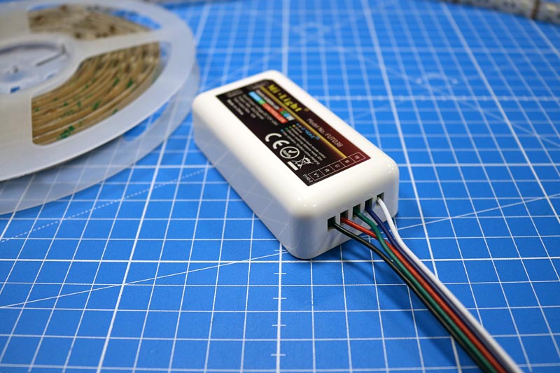 Branchement du ruban led RGBW sur le contrôleur multizone
