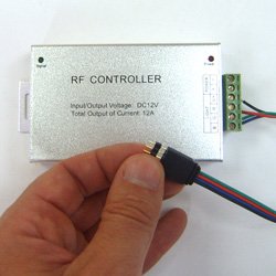Connexion controleur led RGB 144W et led flexible RGB