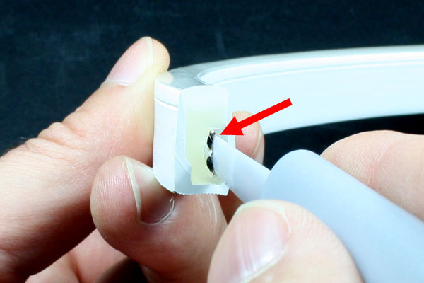 Dégagement du circuit électronique du néon led