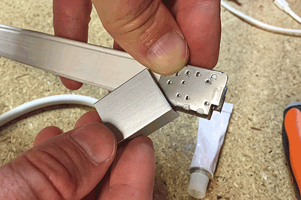 Insertion du socle aluminium