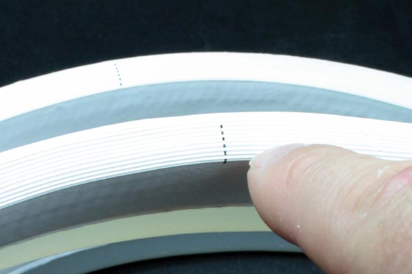 Repère de coupe du néon led rgb