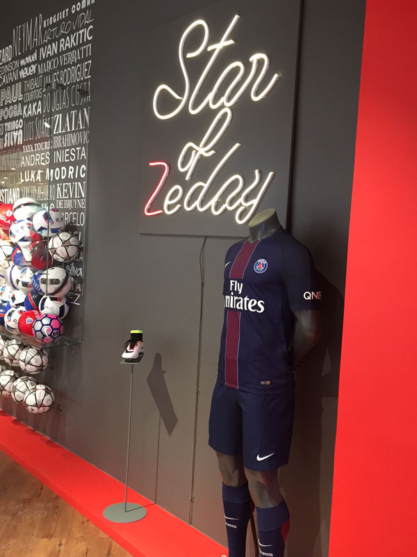 Enseigne en n&eacute;on led slim