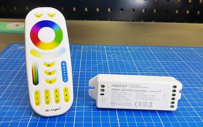 Tuto vidéo : comment raccorder le contrôleur LED RGBW multizone