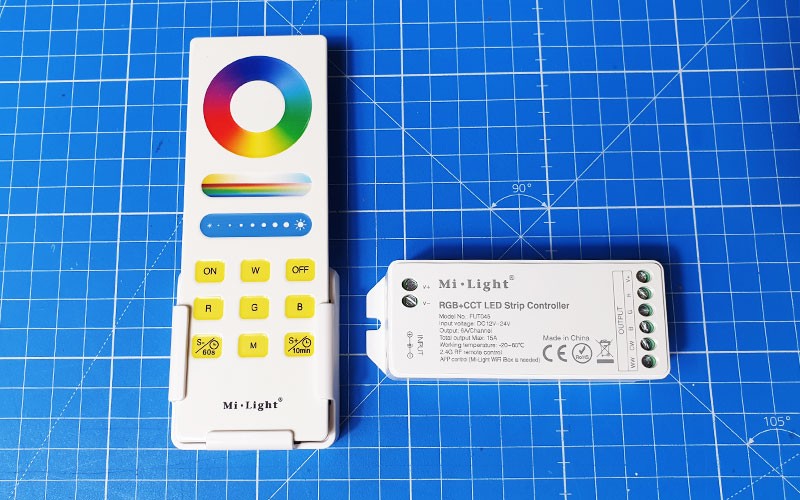 Comment raccorder et utiliser le contrôleur LED RGB+CCT RF ?